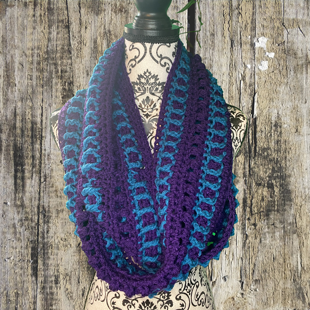 A Latte Texture Infinity Scarf