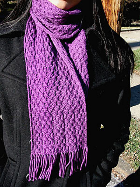 Achernar Cabled Scarf