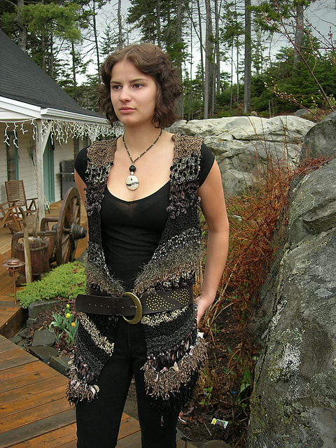 RIVERSTONE VEST
