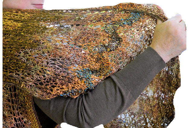 VIning Branches Wrap & Dune Serape