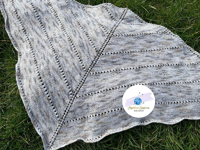 Kelly Triangle Shawl