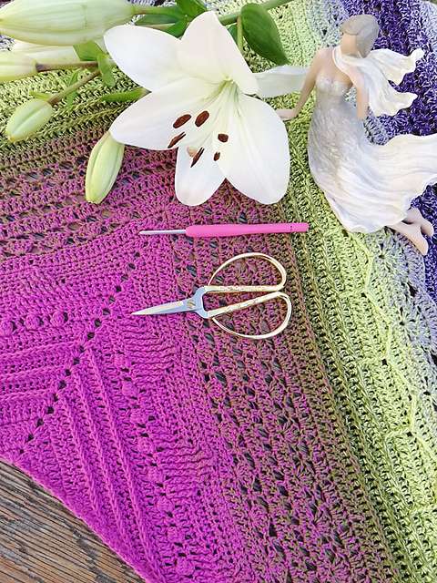 Mountains Shawl