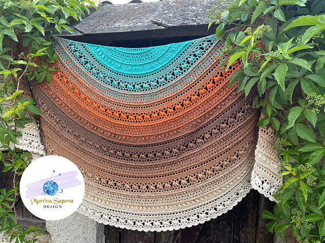 Flower Valley Halfcircle Shawl