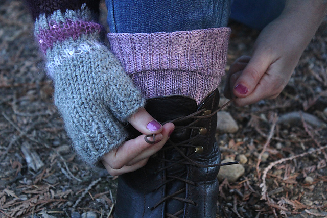Lux Lights Mitts