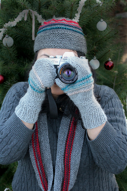 Effortlessly Embossed Mittens