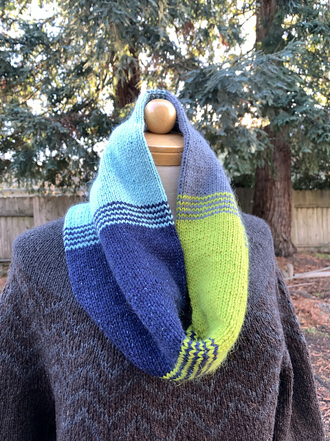 Colorblock Cowl
