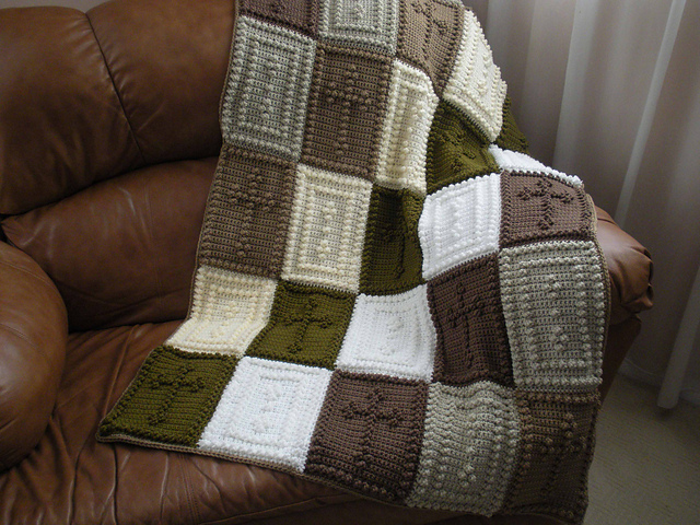 PATTI'S CROSS blanket