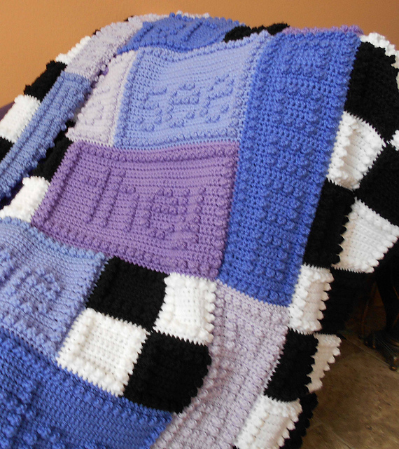 HAPPY blanket