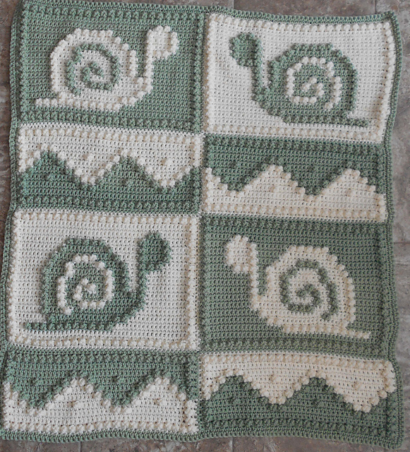 SNAILS blanket