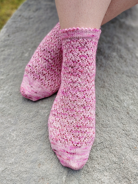Laura Blush Socks