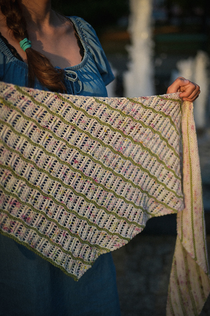 LET'S KNIT! SHAWL