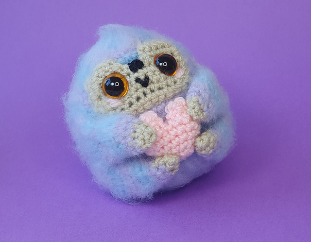 Sloth with love heart