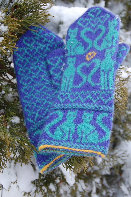 Cat Hearts Mittens