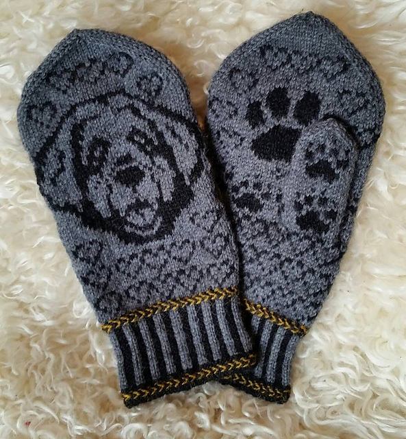 Leonberger Mittens