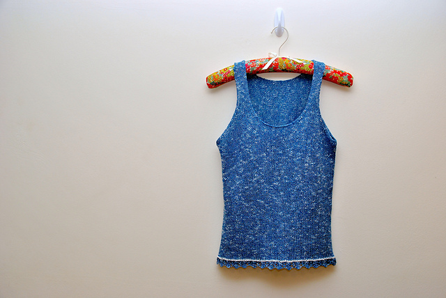 L. Tank top