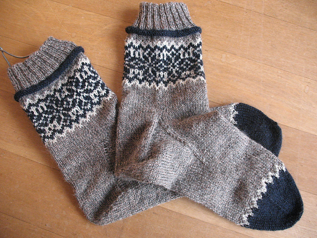 7263 Damensocken mit Jacquardbordüre
