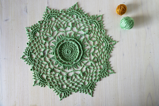 Elaine Doily