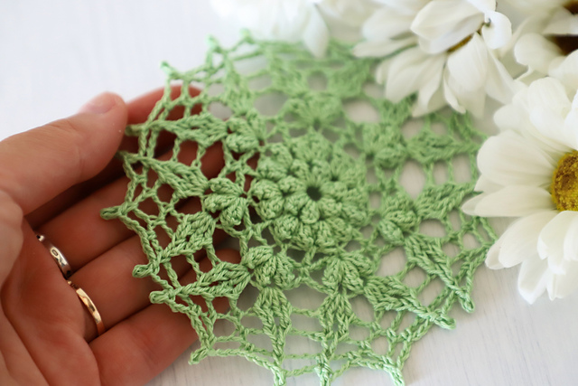 Kyrsten doily