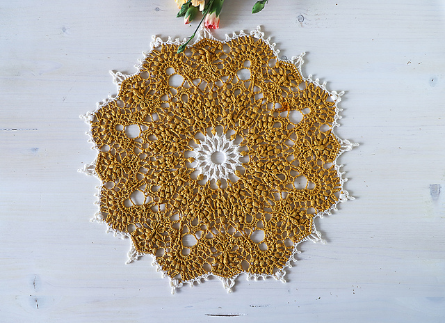 Miko doily