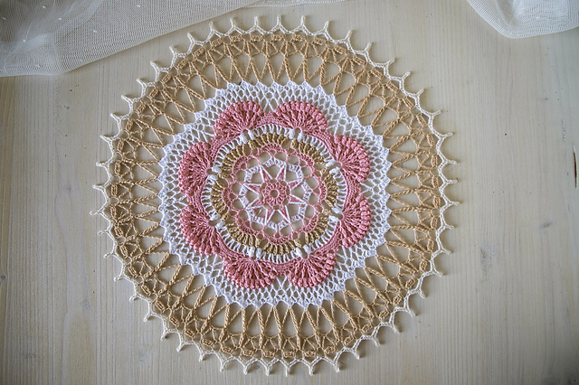 Sona doily