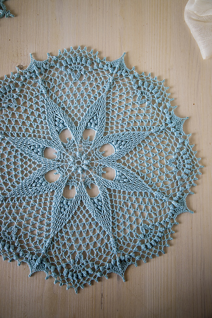 Eliška doily