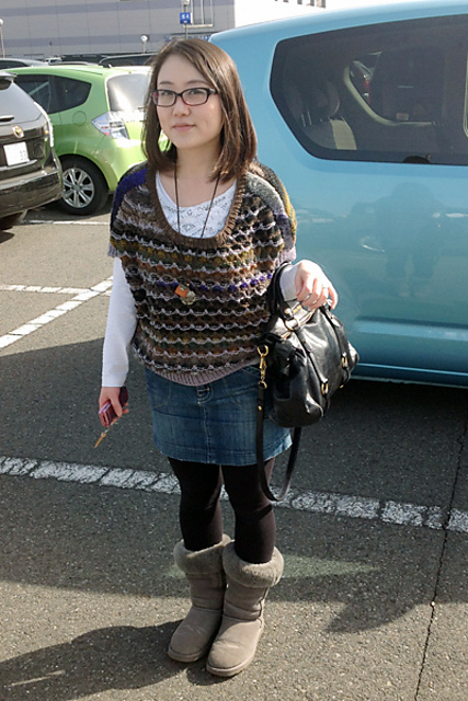 p.27 pullover