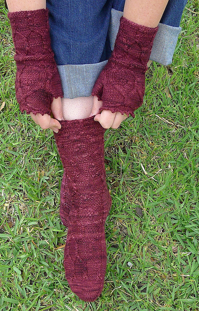 Amontillado Socks & Mitts