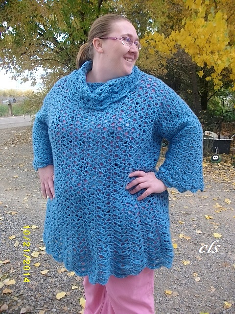 Tunic with optional Cowl and Sleeves