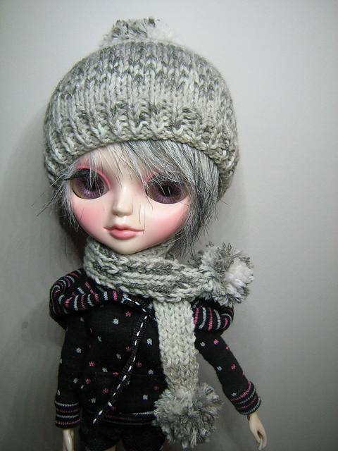 Tangkou Doll Hat and Scarf Set