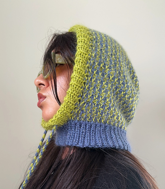 Ravelry: Pixel Hood pattern by COSMAUDÍ