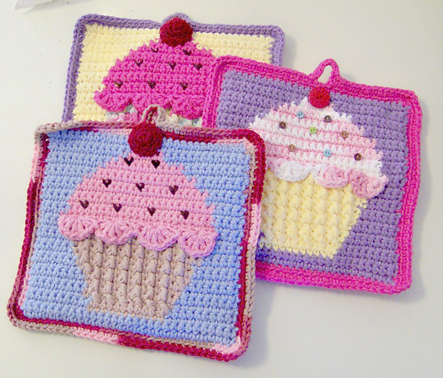 Cupcake Crochet Potholder