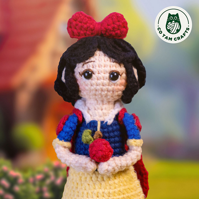 Snow White mini doll - Snow White and the 7 dwarfs
