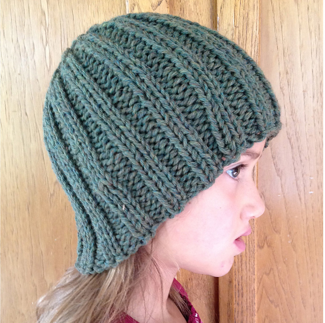 CW Quick Knit Ribbed Hat