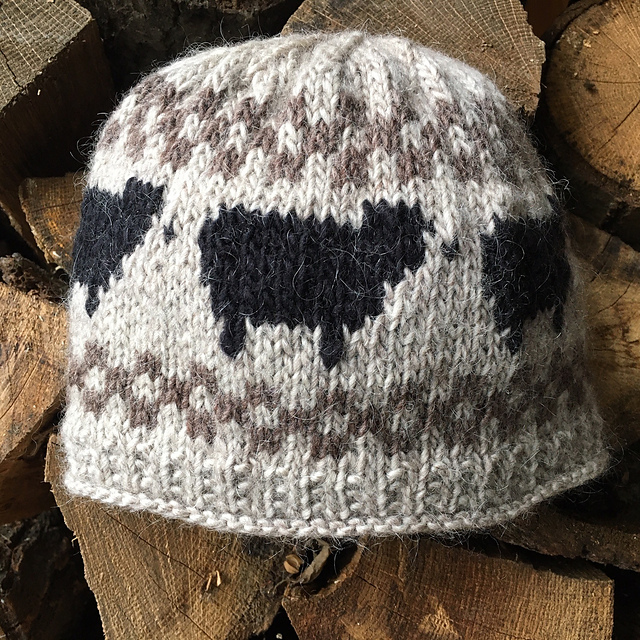 Ravelry: Sheep In The Round Hat pattern by Claudia Krisniski