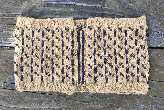 Sticks and Slants Steeked Cowl