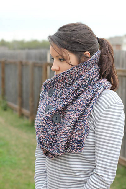 Multi-Strand Cowl