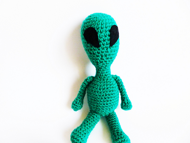 Classic Green Alien Amigurumi