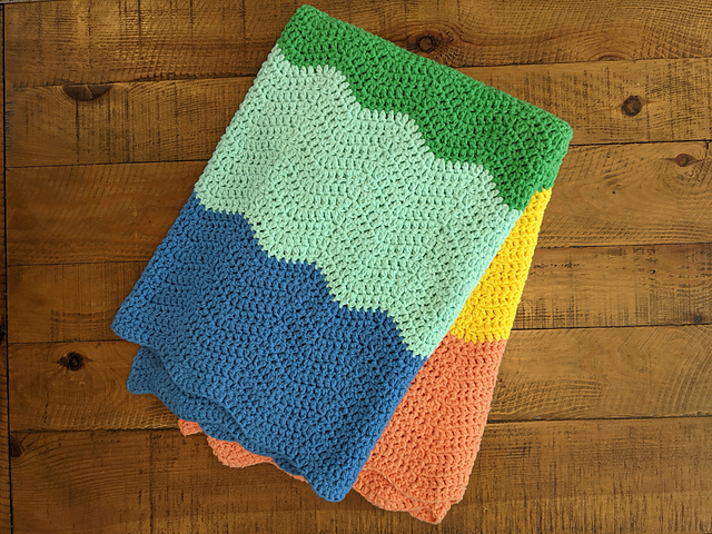Soft Waves Blanket
