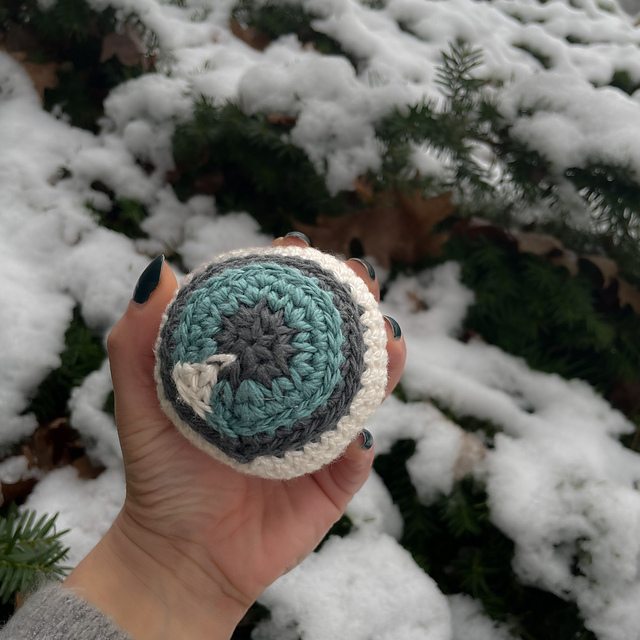 Eyeball Amigurumi Cat Toy