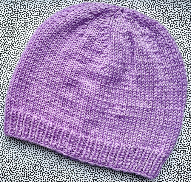 Ravelry Easy Knit Beanie (Straight Needles) pattern by Janine Dalton