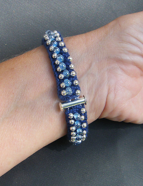 Beaded Teardrop Bracelet