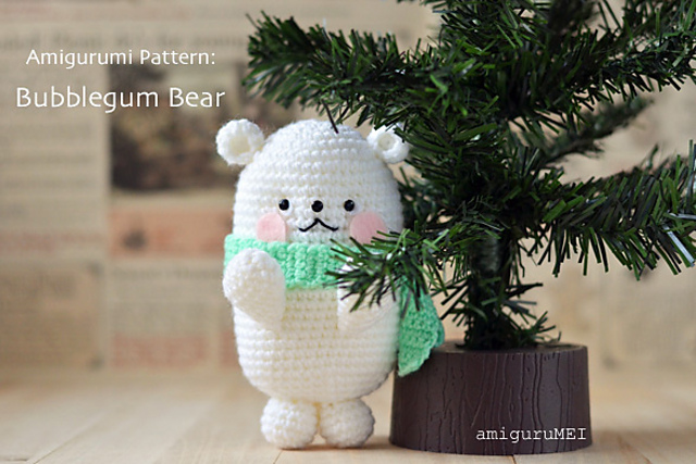 Bubblegum Polar Bear Amigurumi