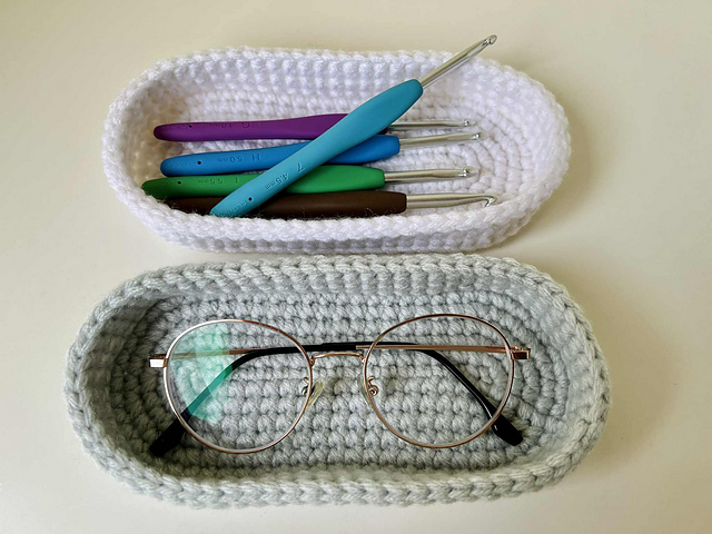 Glasses Holder