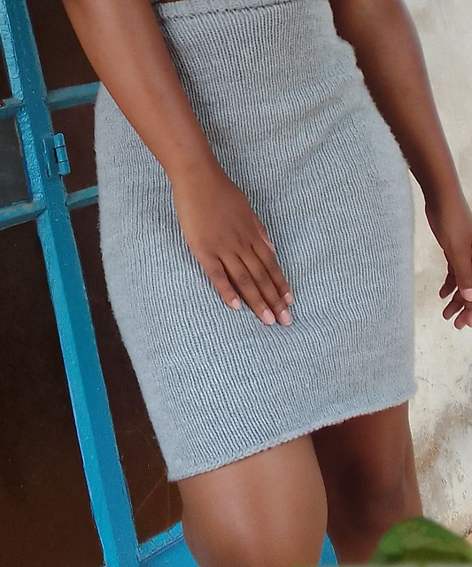 Huggy skirt