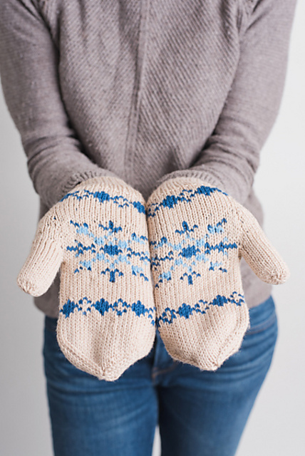 Falling Frost Mittens