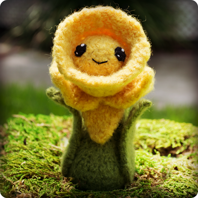 Felted Knit Daffodil