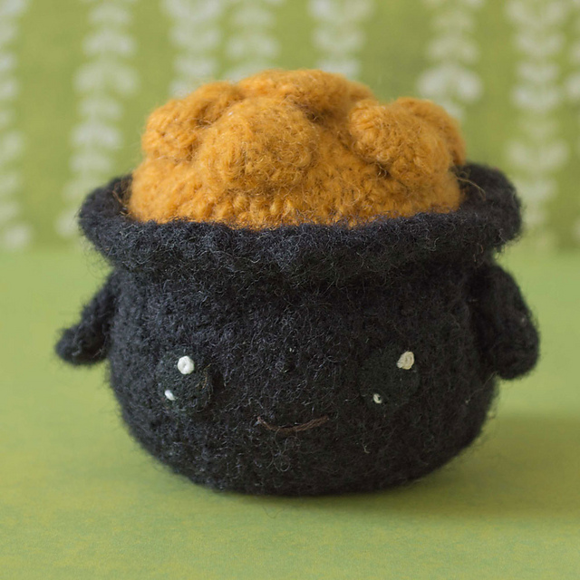 Felted Knit Amigurumi Pot of Gold