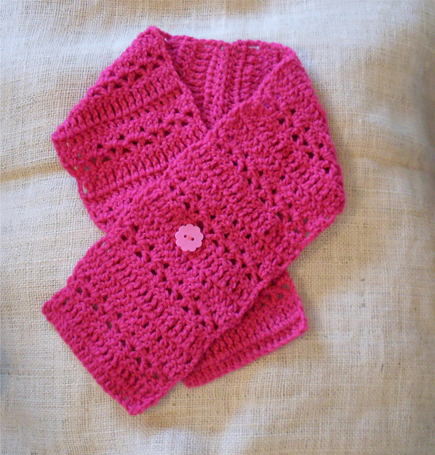 Raspberry Frappe Scarflet