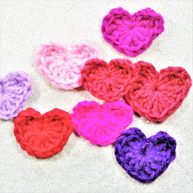 Fast Heart Shape Decor