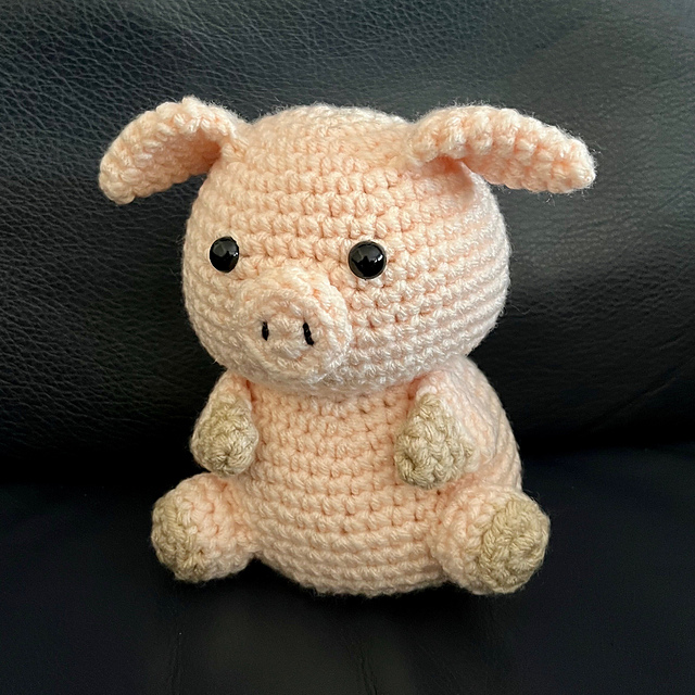 Plumpish Piggy Plush